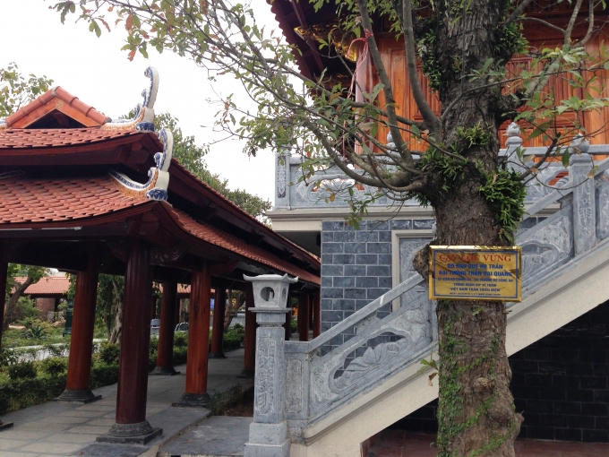 Ho&agrave;nh tr&aacute;ng điện thờ độc nhất v&ocirc; nhị tại H&agrave; Tĩnh