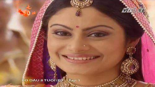 Anandi 3 xuất hiện lần đầu trong Cô dâu 8 tuổi.