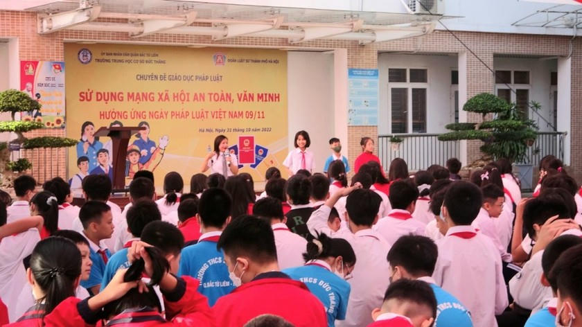 hoc-sinh-truong-thcs-duc-thang-quan-bac-tu-liem-tham-gia-chuyen-de-giao-duc-phap-luat-su-dung-mang-xa-hoi-an-toan-van-minh-9116