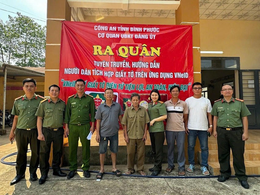 Cơ quan UBKT Công an Bình Phước ra quân cao điểm.