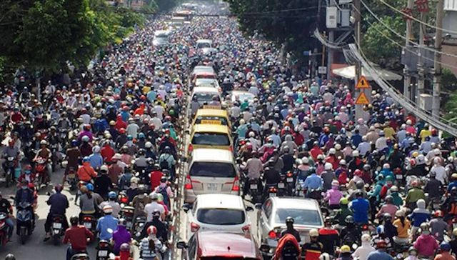 Thủ tướng trước đó từng yêu cầu không xây thêm cao ốc ở trung tâm Hà Nội và TPHCM để giải quyết tình trạng "kẹt" xe.