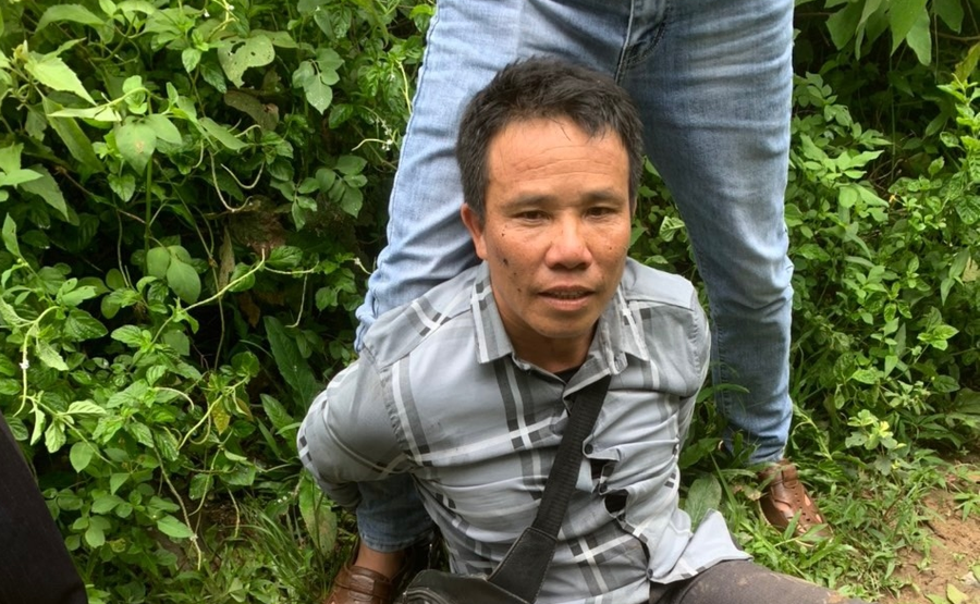 Đối tượng Lù A Mang tại thời điểm bị bắt giữ. Ảnh: Công an Lai Châu.