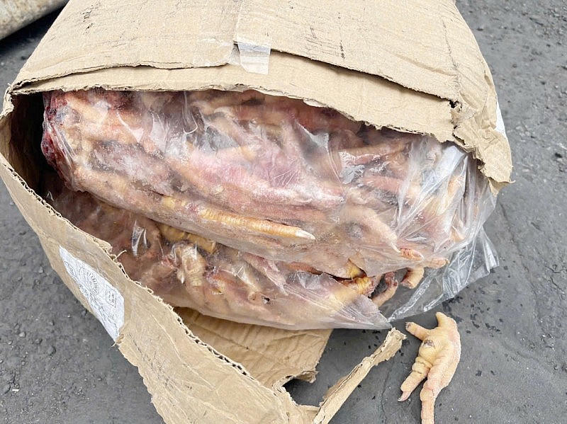 Chân gà tang vật của vụ án