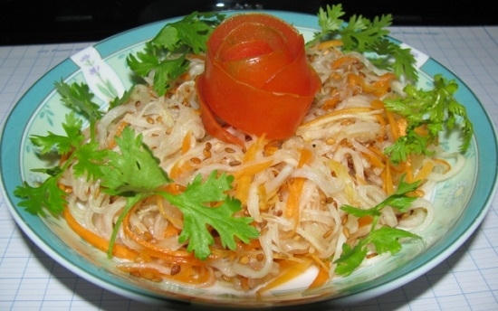 Nộm su hào chống ngán ngày Tết. (Ảnh: internet)