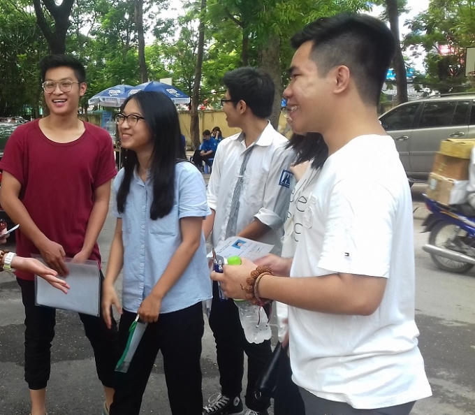 Th&iacute; sinh tự tin với b&agrave;i thi Lịch sử THPT Quốc gia 2016