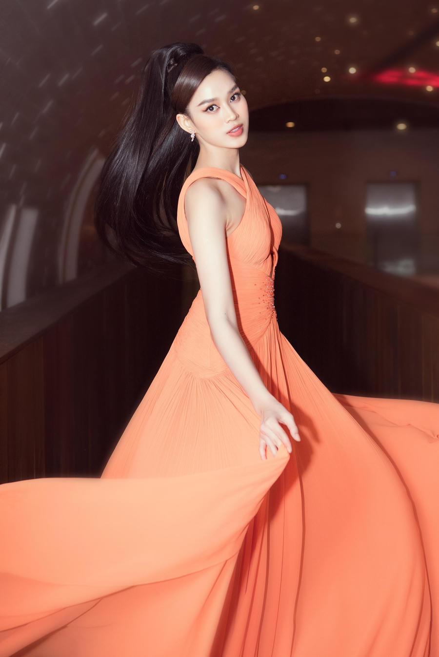 Đến với đêm Chung kết Miss World 2021 lần này, Hoa hậu Đỗ Thị Hà đặt mục tiêu là có thể lọt vào Top 12 chung cuộc. Với những gì đã thể hiện hết mình trong thời gian trước, nàng hậu tin rằng mình hoàn toàn xứng đáng có một vị trí cao trong đêm Chung kết lần này.