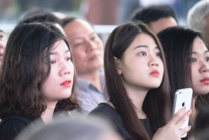 Người dân quê nhà rơi lệ xem Lễ truy điệu Chủ tịch nước Trần Đại Quang