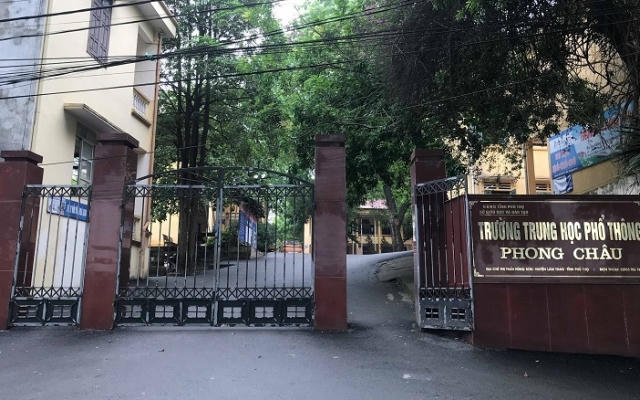 Học sinh yêu sớm - trách ai?