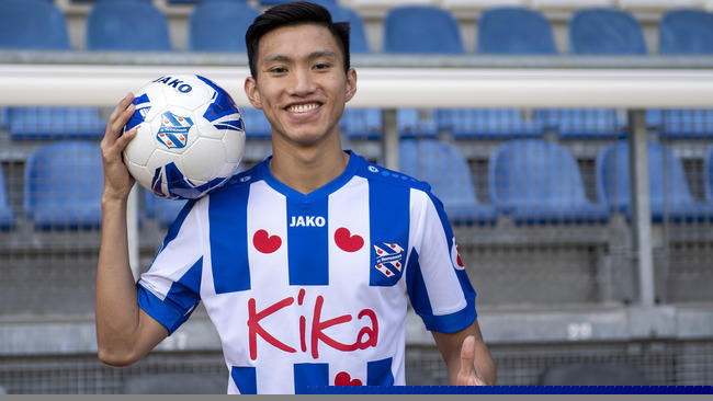 Đoàn Văn Hậu gặp khó ở Heerenveen: Phía trước là bầu trời