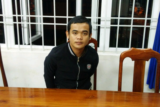 Đối tượng Lê Vĩnh Phúc tại cơ quan công an.