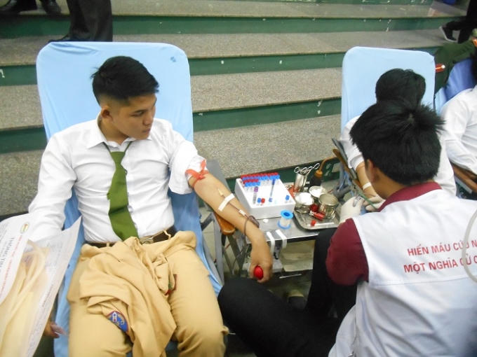 H&agrave;ng trăm chiến sĩ c&ocirc;ng an