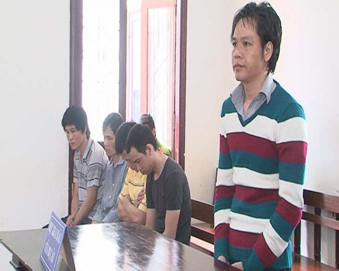 Các bị cáo tại phiên tòa.