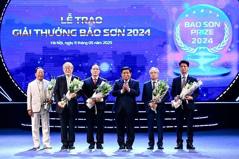 4 nhà khoa học đạt Giải thưởng Bảo Sơn năm 2024 được vinh danh.