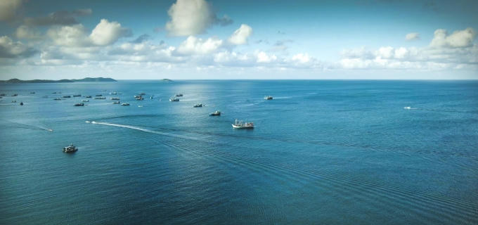 Đặc biệt, nằm gần Mũi Ông Đội là địa danh Bãi Khem, nơi có bãi cát trắng mịn đẹp nhất Phú Quốc.