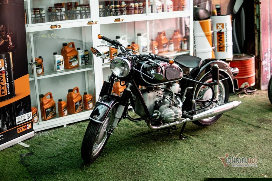 Mô tô cổ BMW R69s 50 năm tuổi giá trăm triệu của dân chơi Sài Gòn - Hình 13