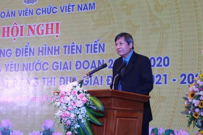 Đồng chí Trần Thanh Hải, Phó Bí thư Đảng đoàn, Phó Chủ tịch thường trực Tổng liên đoàn Lao động Việt Nam đánh giá phong trào thi đua yêu nước trong công nhân viên chức, người lao động của Công đoàn Viên chức Việt Nam trong 5 năm qua đã gặt hái nhiều thành công.