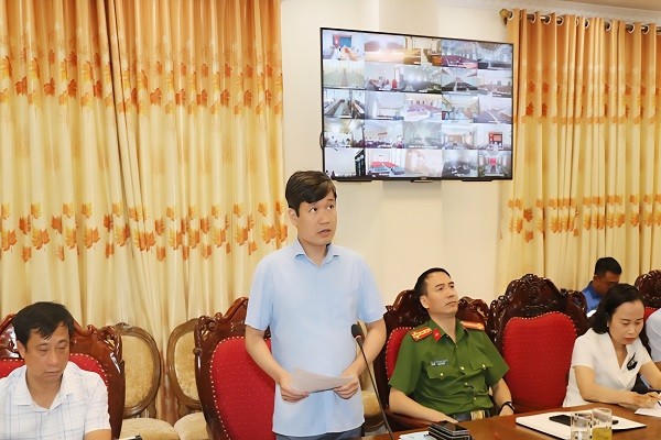 Lãnh đạo Văn phòng Tỉnh ủy Hưng Yên phát biểu tại hội nghị