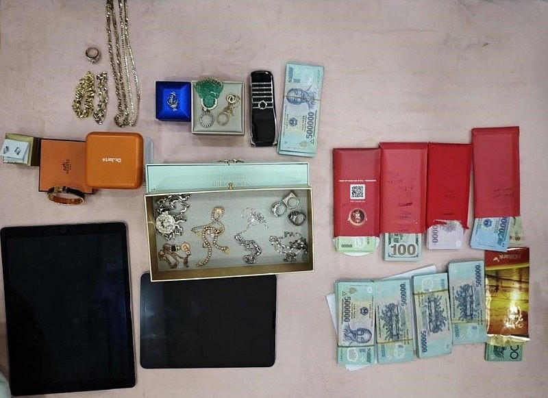 Một số tang vật liên quan đến vụ án bị Cơ quan Công an thu giữ.