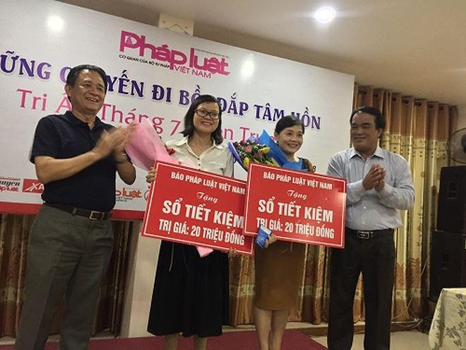 Những tấm gương cán bộ tư pháp vượt khó luôn được Báo PLVN theo dõi, động viên.