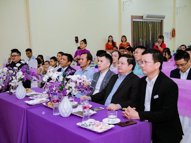 z4384584859100_2eba29c449dc5f64fccce7cff9b42419