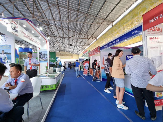 Hội chợ triển lãm lần này có gần 200 gian hàng của gần 150 doanh nghiệp, tổ chức trong nước và quốc tế hoạt động trong tất cả lĩnh vực liên quan đến ngành thủy sản.