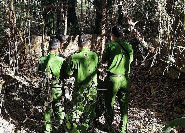 Công an tiếp tục mở rộng điều tra vụ việc.