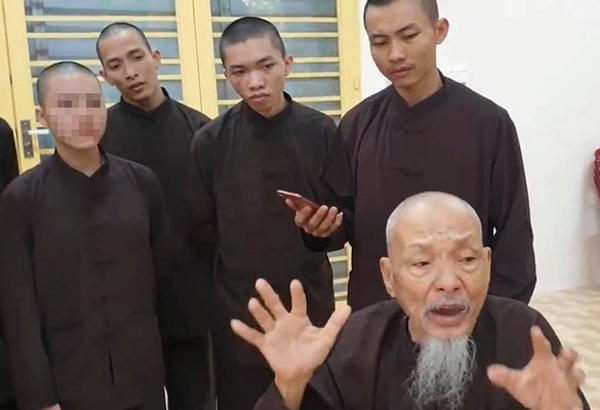 Cơ quan CSĐT Công an huyện Đức Hoà đã khởi tố bị can đối với 4 người ở "Tịnh thất Bồng Lai"