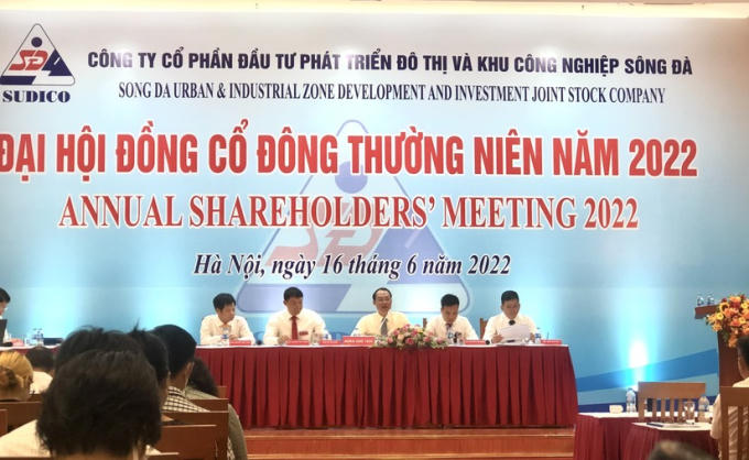 0bd9736d5620957ecc31-7975