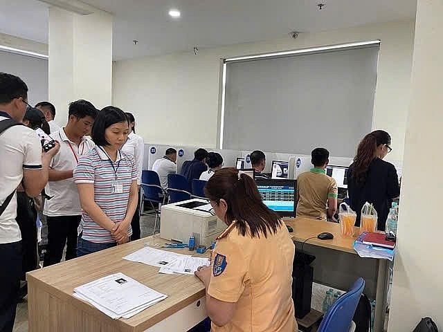 Có 200 thí sinh tham dự sát hạch sáng nay. Ảnh: Người lao động