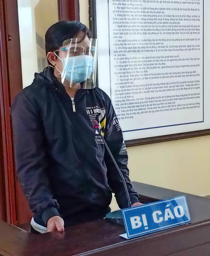 Bị cáo Lê Văn Trí tại phiên tòa (Ảnh Mỹ Pha).