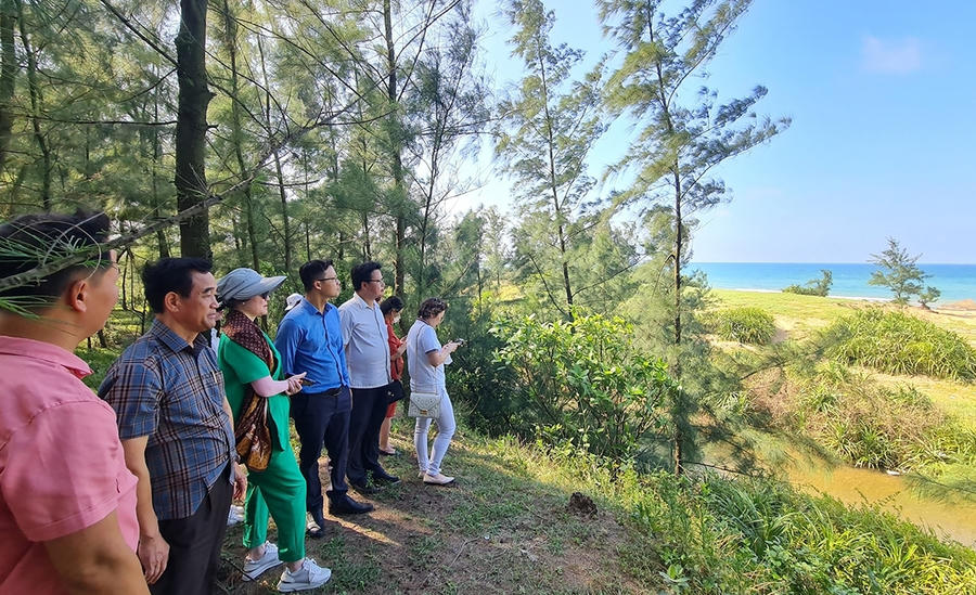 108d6231503t7421l0-144d6152125t83703l0