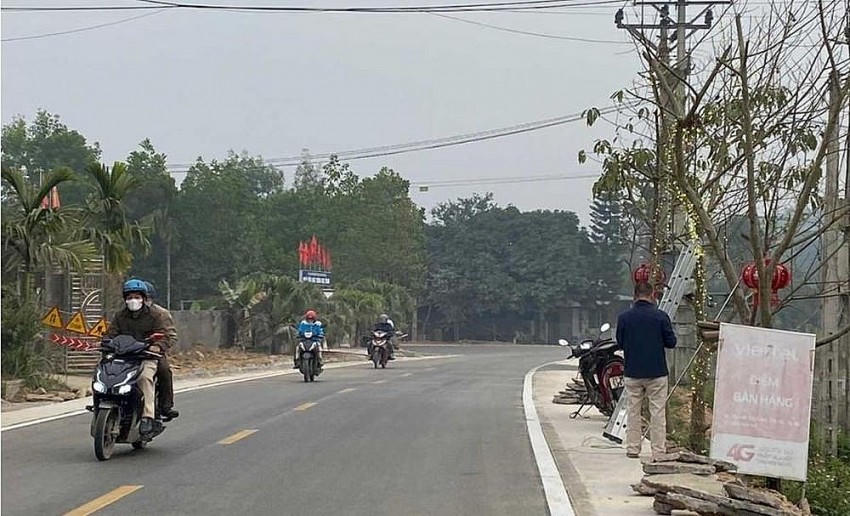 Việc hoàn tất cải tạo đúng dịp năm mới cận kề giúp người dân thuận tiện di chuyển và đảm bảo an toàn giao thông. (Ảnh: GD&TĐ).