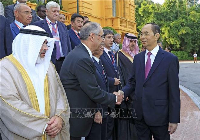 Chiều 19/9/2018, tại Phủ Chủ tịch, Chủ tịch nước Trần Đại Quang tiếp Trưởng đoàn các Cơ quan Kiểm toán tối cao châu Á nhân dịp tham dự Đại hội Tổ chức các Cơ quan Kiểm toán tối cao châu Á (ASOSAI) lần thứ 14. Ảnh: TTXVN