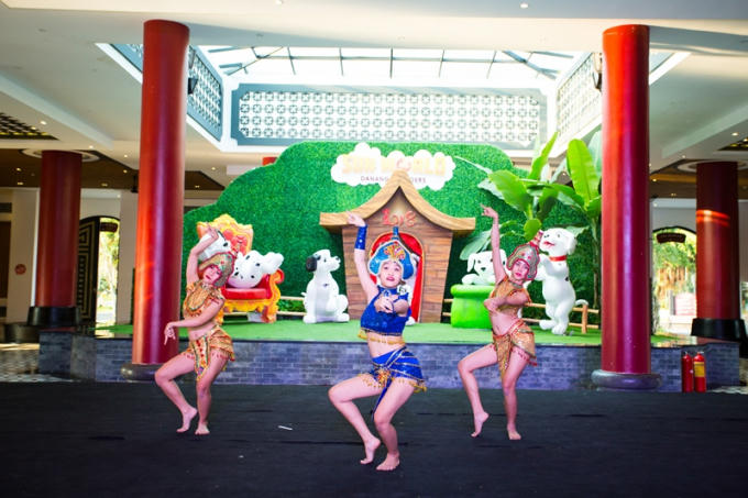 Kh&ocirc;ng kh&iacute; Tết c&oacute; một kh&ocirc;ng hai tại c&aacute;c khu vui chơi giải tr&iacute; Sun World