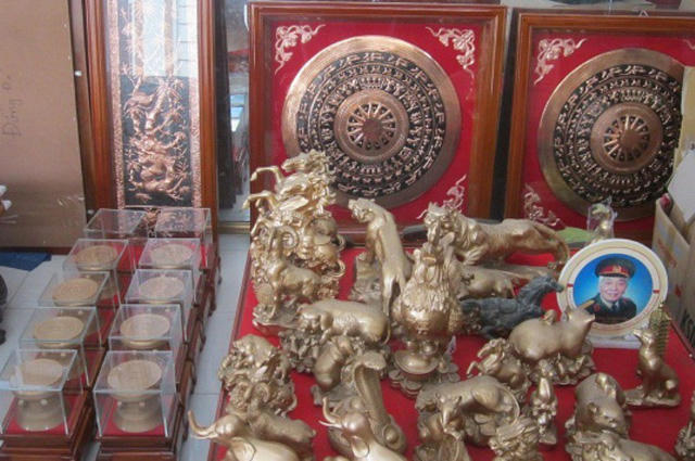 Các sản phẩm đáp ứng nhu cầu phong phú của nhân dân