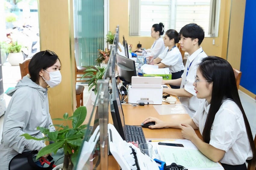 Hà Nội rà soát, chấn chỉnh tình trạng “cò giấy tờ” tại Trung tâm hành chính công. (Ảnh: IT).