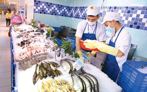 Đá khô thường được sử dụng trong bảo quản thực phẩm. Ảnh: Anh Tuấn