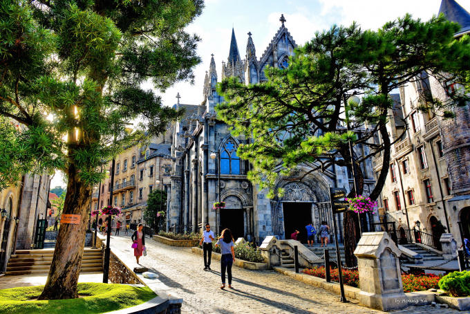 Ba Na Hills.