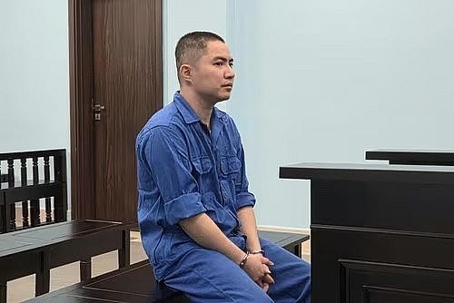 Bị cáo Hoàng Văn Mạnh.