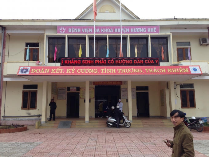 Sau một đêm ở bệnh viện đa khoa huyện Hương Khê, mẹ con sản phụ Bùi Thị Tỉnh đã xuất viện an toàn.
