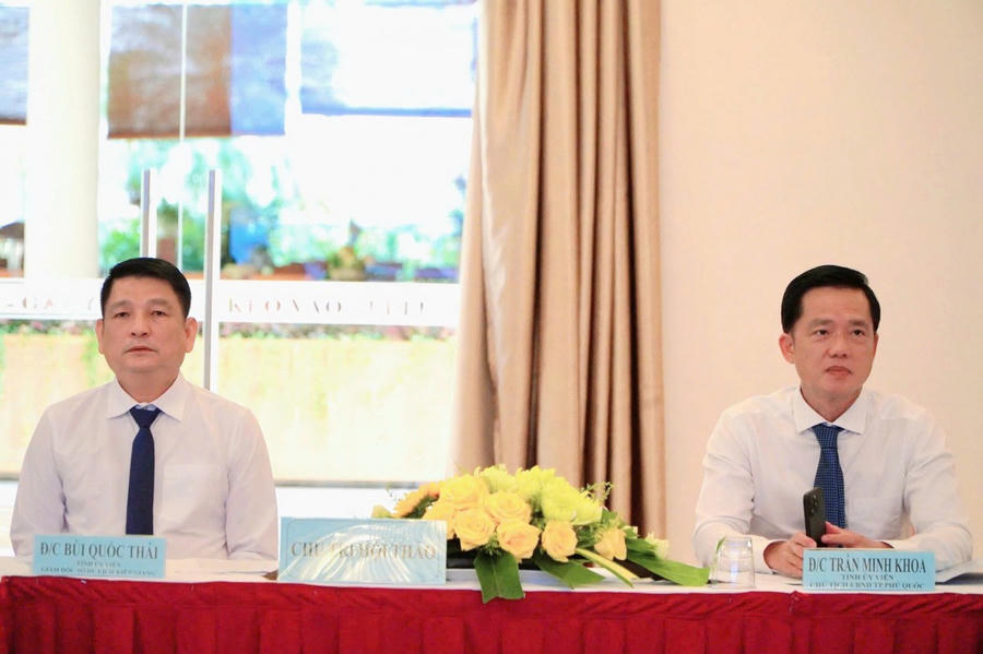 Hội thảo do ông Bùi Quốc Thái - Giám đốc Sở Du lịch và ông Trần Minh Khoa, Chủ tịch UBND thành phố Phú Quốc đồng chủ trì