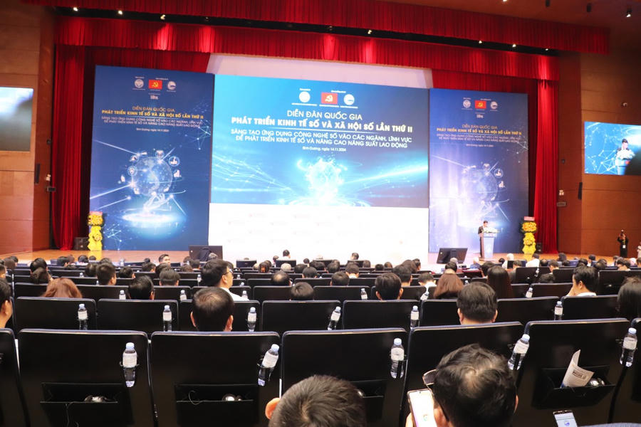 Các đại biểu tham dự