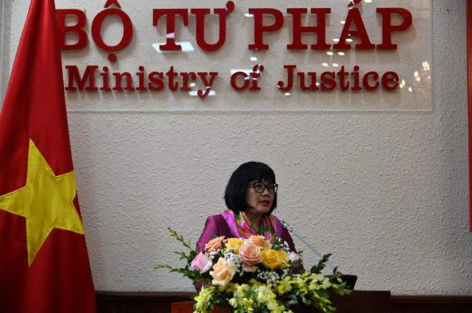 Thứ trưởng Đặng Hoàng Oanh báo cáo tóm tắt kết quả công tác phối hợp năm 2021.