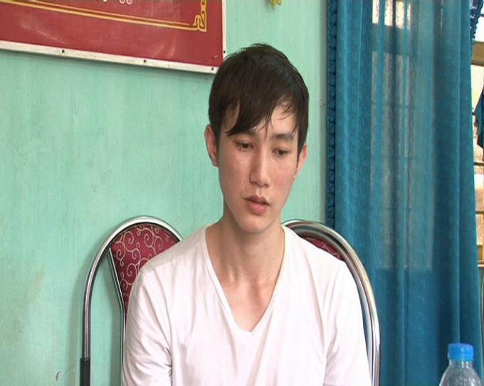 Đối tượng Lý Gia Kỳ tại cơ quan công an.