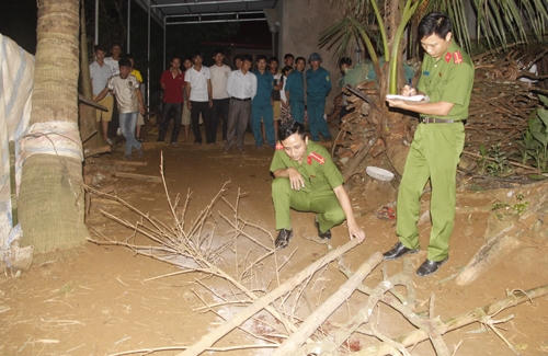 Công tác khám nghiệm hiện trường.
