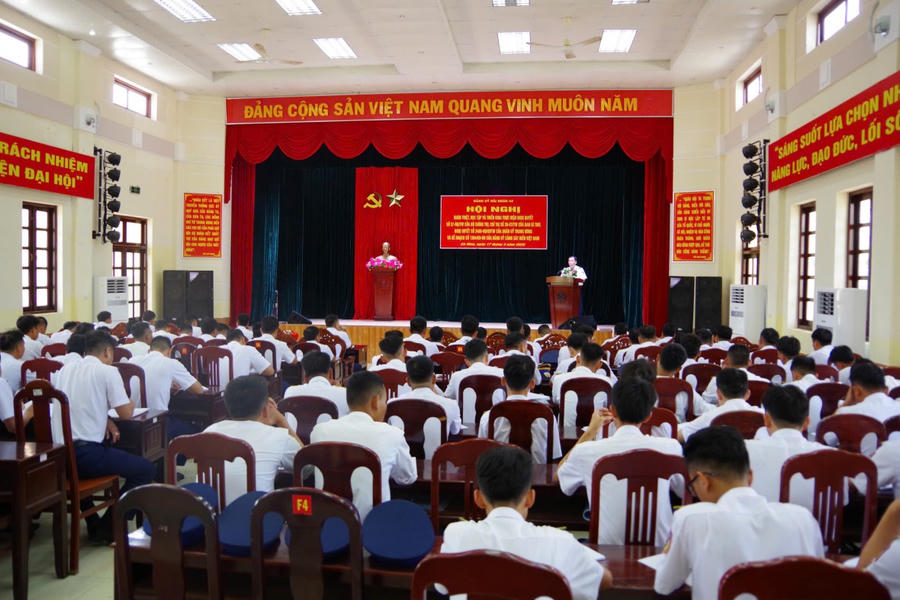 Quang cảnh hội nghị
