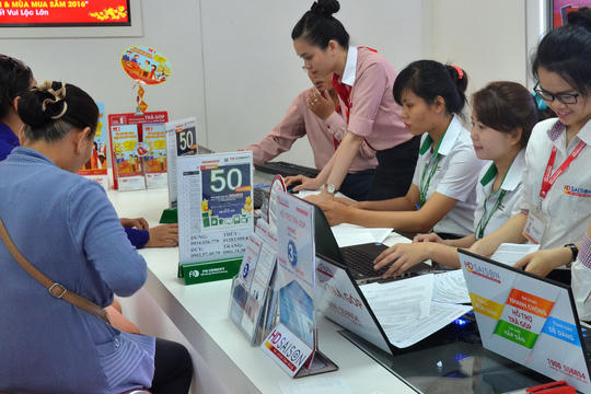 Cả nước hiện có khoảng 10 triệu khách hàng vay tiêu dùng Ảnh: TẤN THẠNH