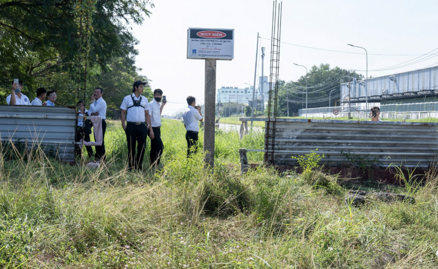 Cưỡng chế vi phạm của doanh nghiệp để trả lại hiện trạng ban đầu.