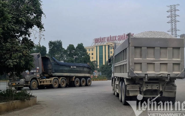 Xử lý không ít nhưng xe quá tải vẫn 'tung hoành' dịp cuối năm