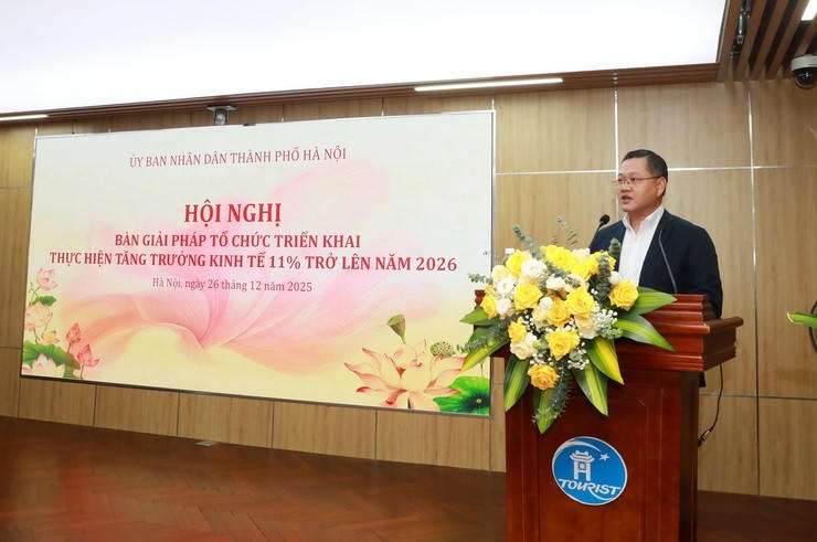 Ông Vũ Xuân Hùng, Trưởng Ban Quản lý các Khu công nghệ cao và Khu công nghiệp thành phố Hà Nội phát biểu.